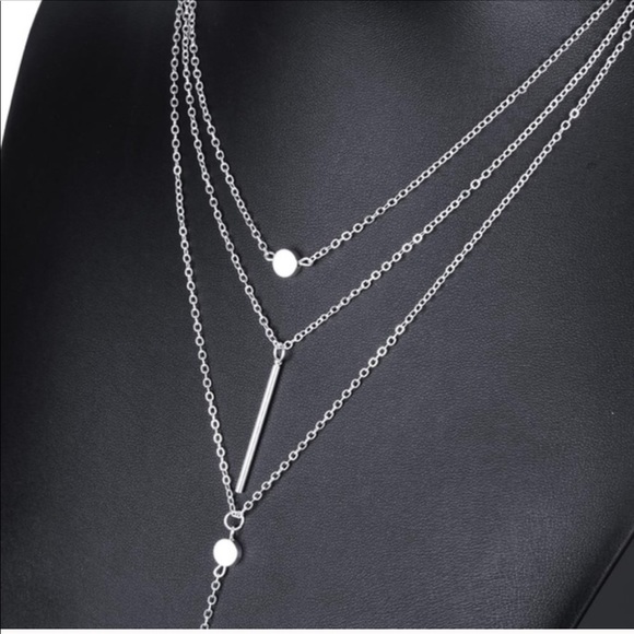 LAST 1! 3-Layer Dainty Necklace in Silver Tone - Picture 2 of 4